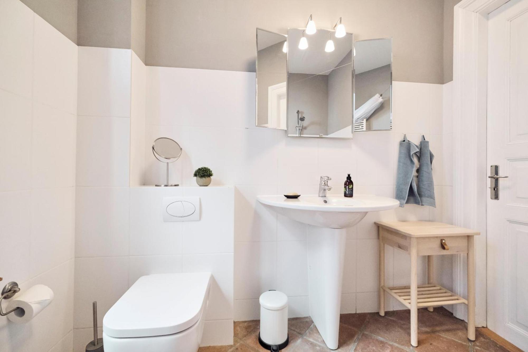 Villa Rosa - Charmante, Grosse Altbauwohnung Flensburg Exteriör bild